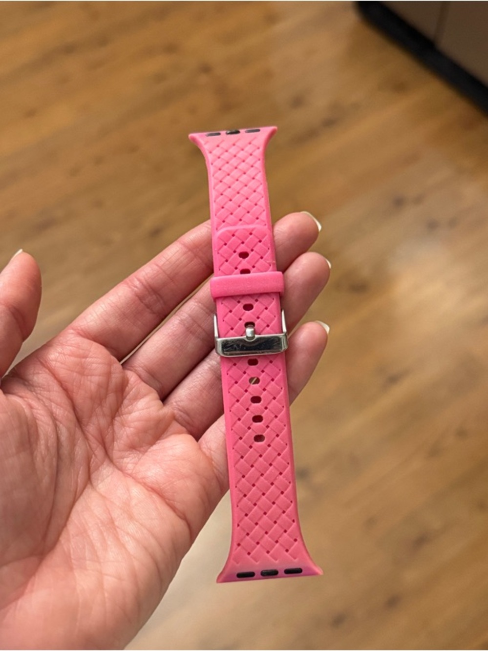 Pink Silicone Smartwatch Band (Apple compatible)